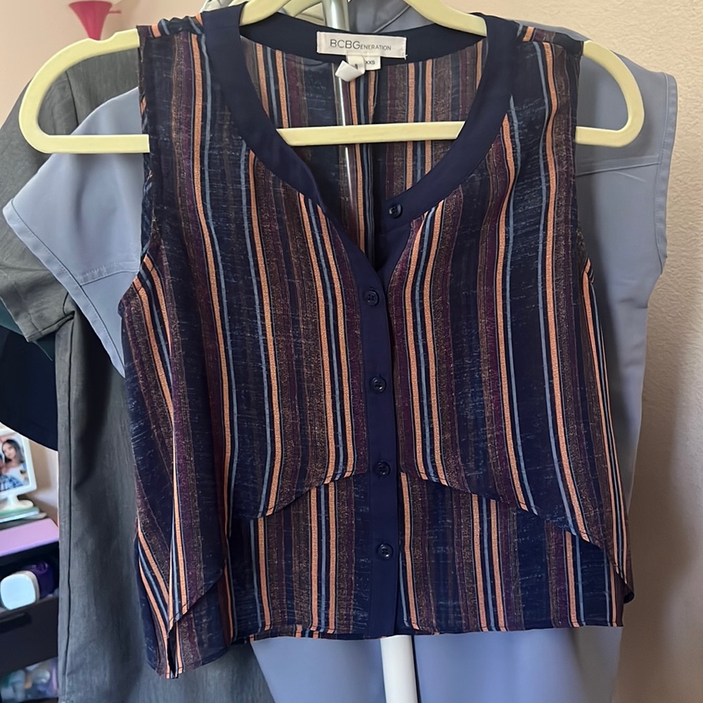 BCBGeneration crop top